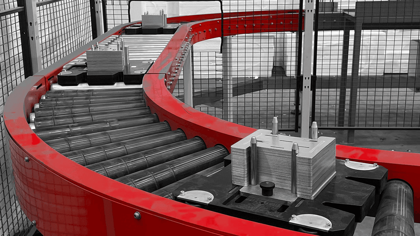 bespoke conveyor system (2)