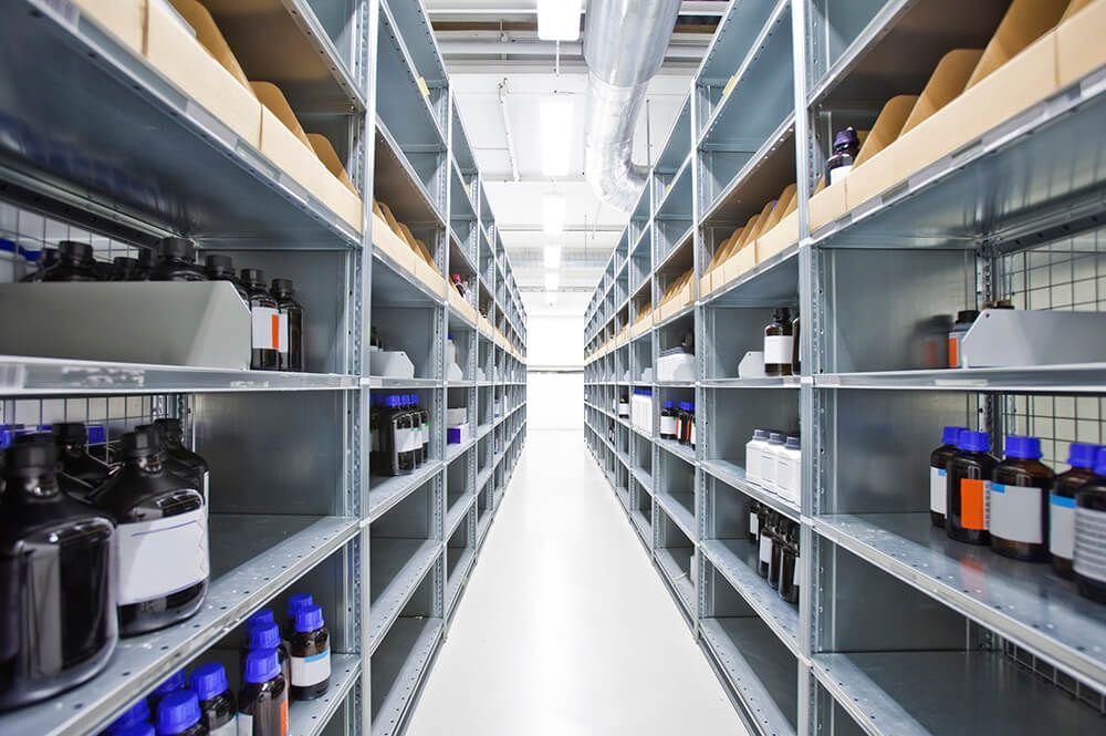 medical warehouse storage system